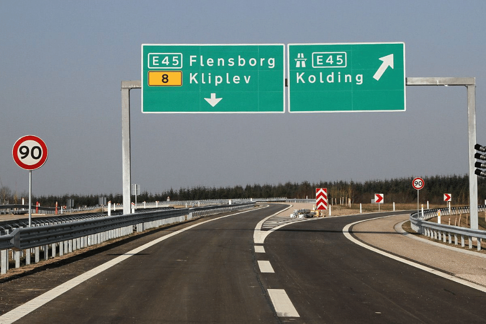 Directional & Informational Signs